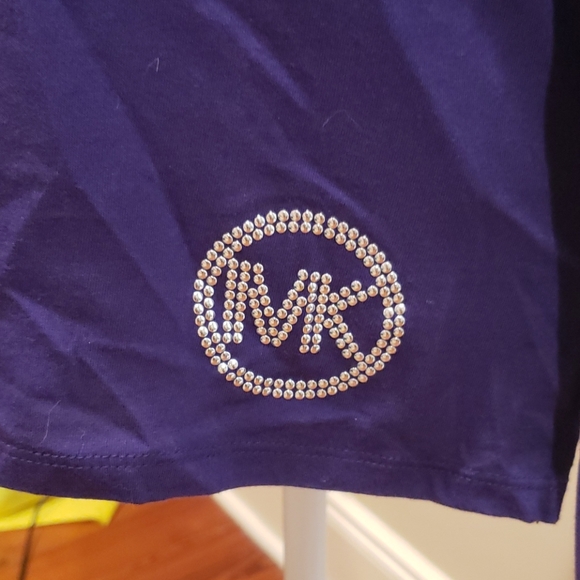 MK Top with Ruffles - Picture 3 of 4